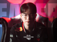 Faker f&uuml;gt seiner Sammlung noch mehr Auszeichnungen hinzu, indem er zum Ehrenpolizisten in S&uuml;dkorea ernannt wird