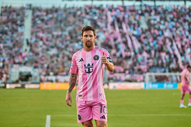 Leo Messi erzielt ein Doppelpack beim packenden 5:3-Sieg in der MLS, einen Monat vor Beginn der Weltmeisterschaft