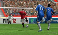FIFA 12 weiter Spitzenreiter