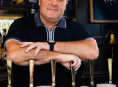 Big John "The Boshfather" Fisher wird der Wirt im Fan Fest Pub The Phoenix Arms von VCT Masters London sein