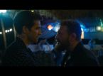 Jake Gyllenhaal verprügelt Menschen und zeigt Muskeln im Road House Trailer